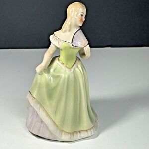 Made In The USA Vintage Victorian Lady Porcelain Conventry Figurine